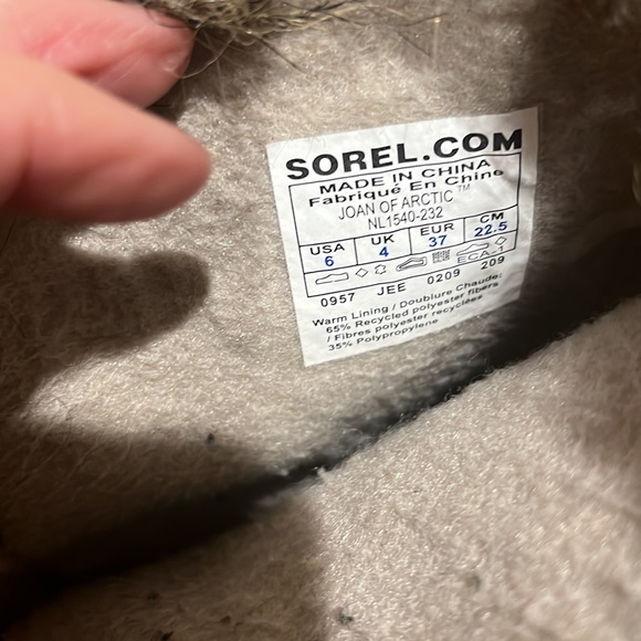 SOREL's Joan of Arctic Boots - Picture 5 of 6
